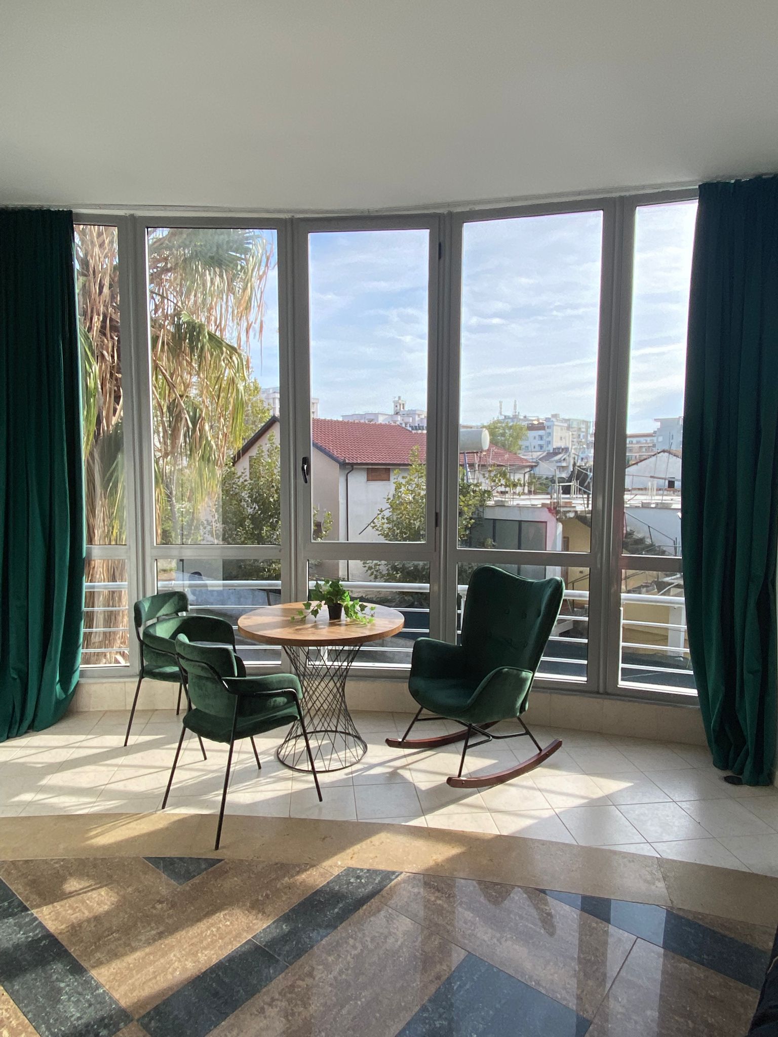 Studio, 25m², Durrës