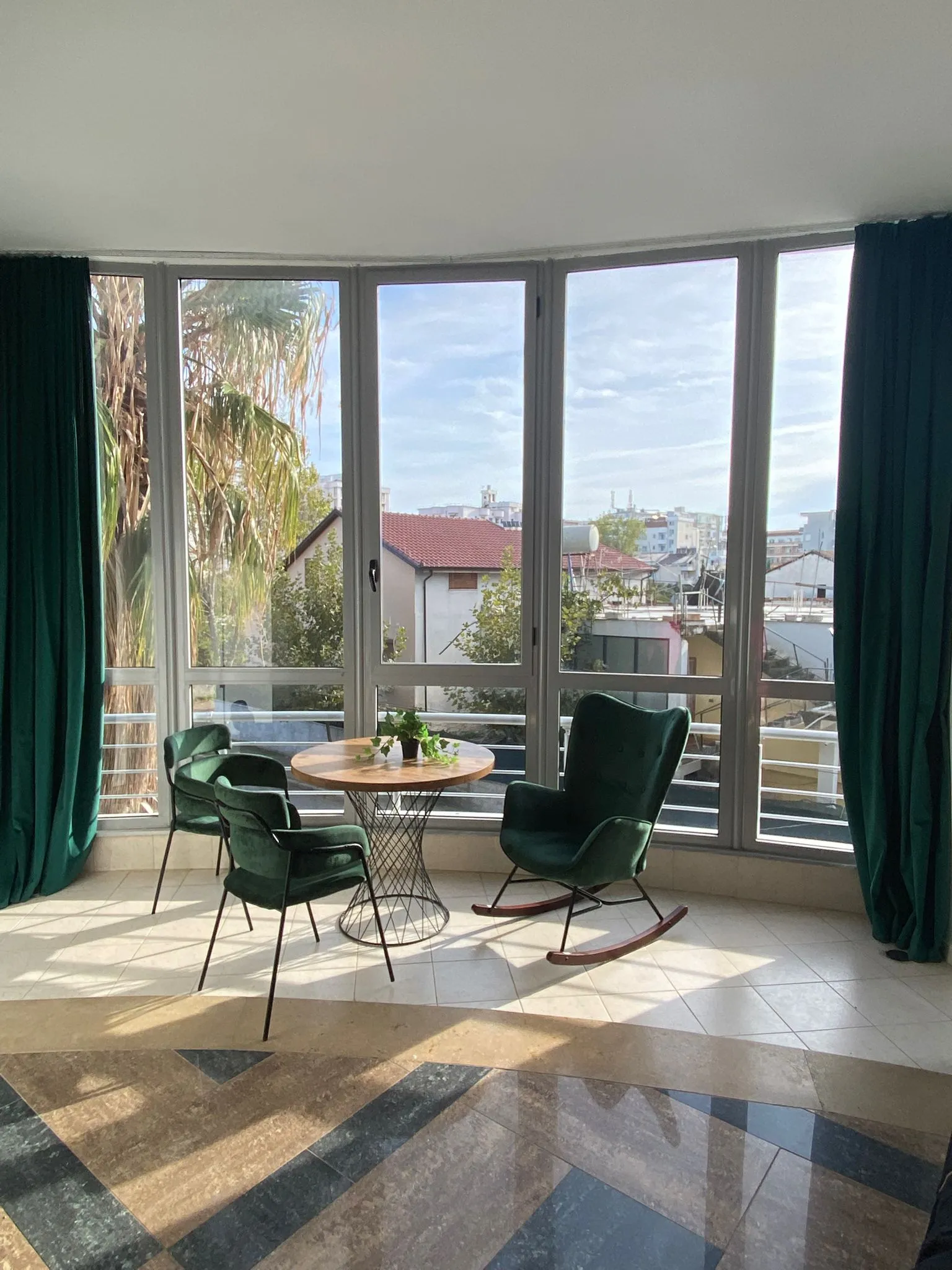 Studio, 25m², Durrës